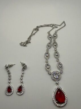 AAA Cubic Zirconia Red Teardrop Pendant Necklace & Dangle Earrings Set